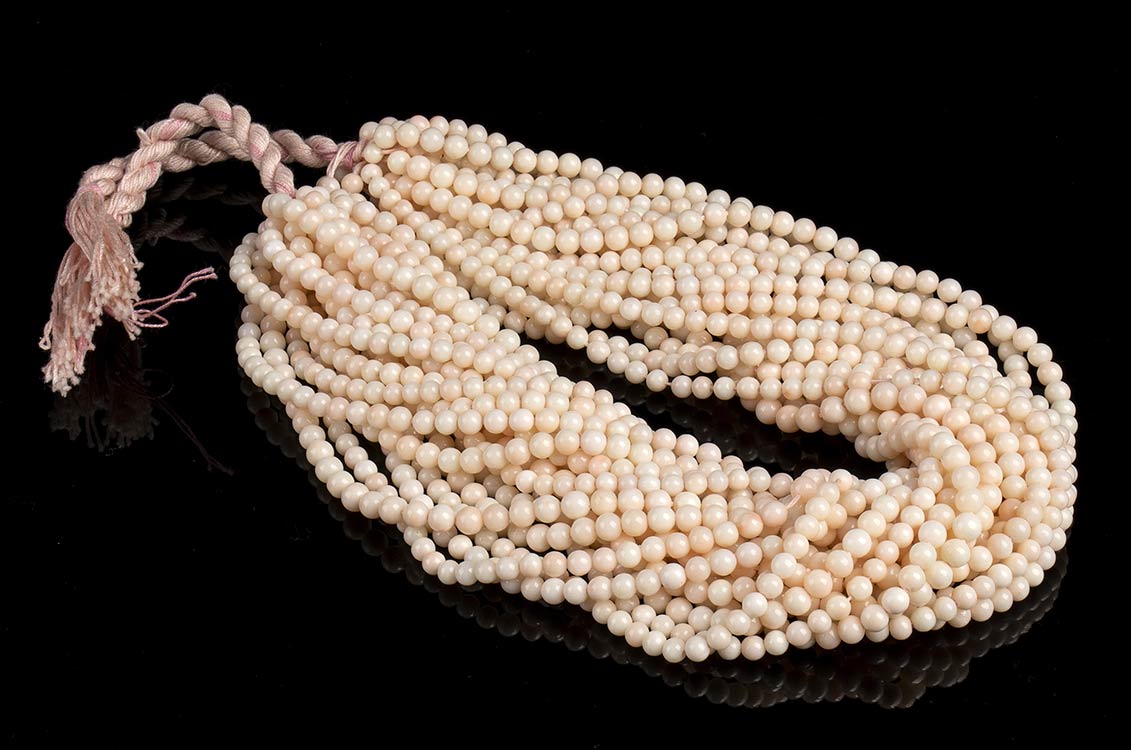 21 pink coral beads loose ... 