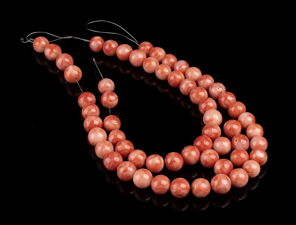 Pink coral beads strand(corallium ... 