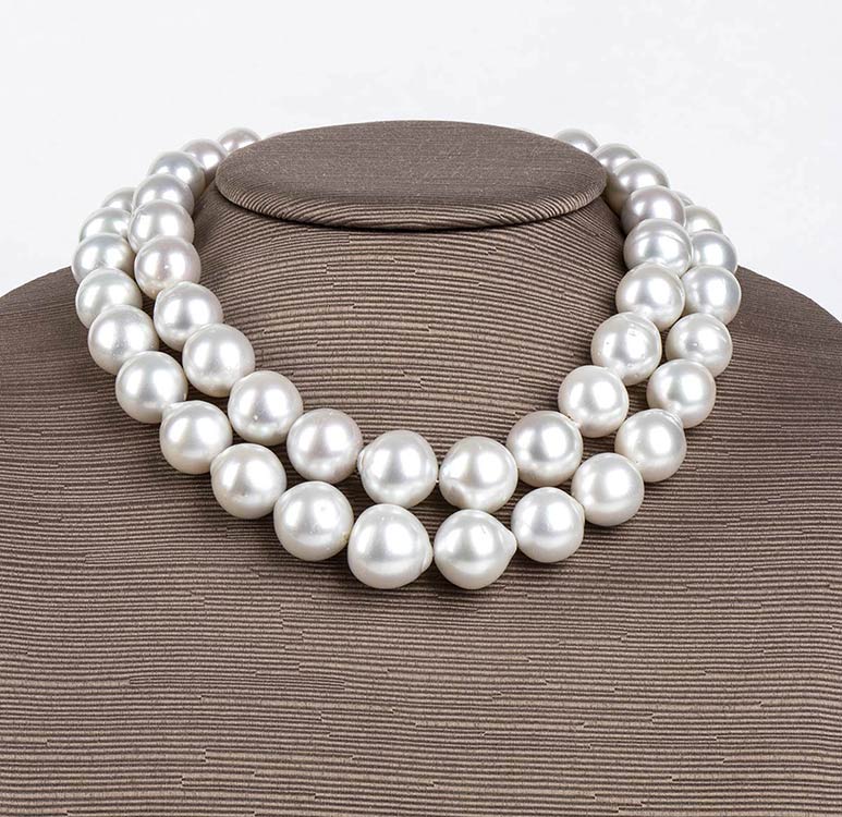 Australian pearls and diamonds ... 