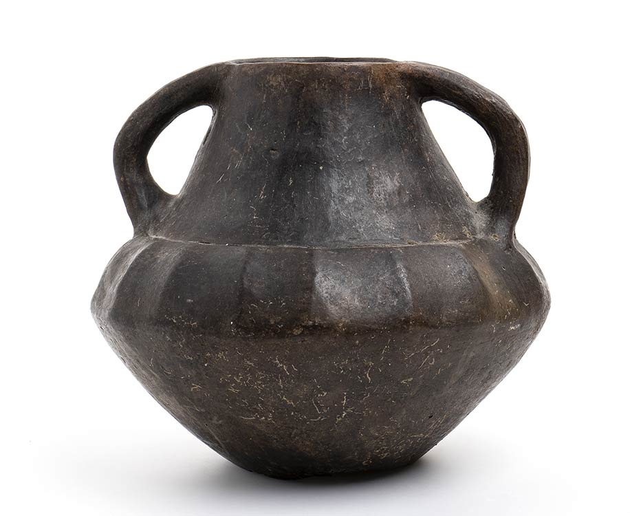 Protohistoric impasto Amphora; ca. ... 
