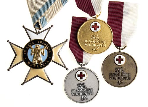 GERMANYLOT OF THREE MEDALS AND A ... 