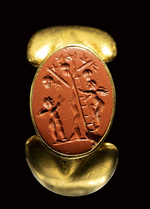 Red String Intaglio A fine roman red jasper intaglio set in a gold ... - Bertolami Fine Art