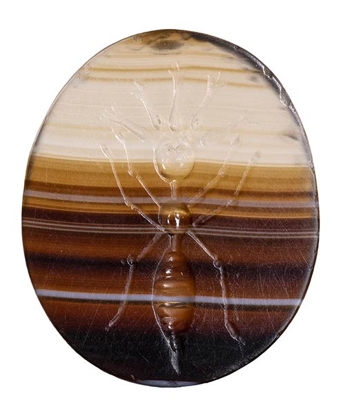 A large italic banded agate ... 