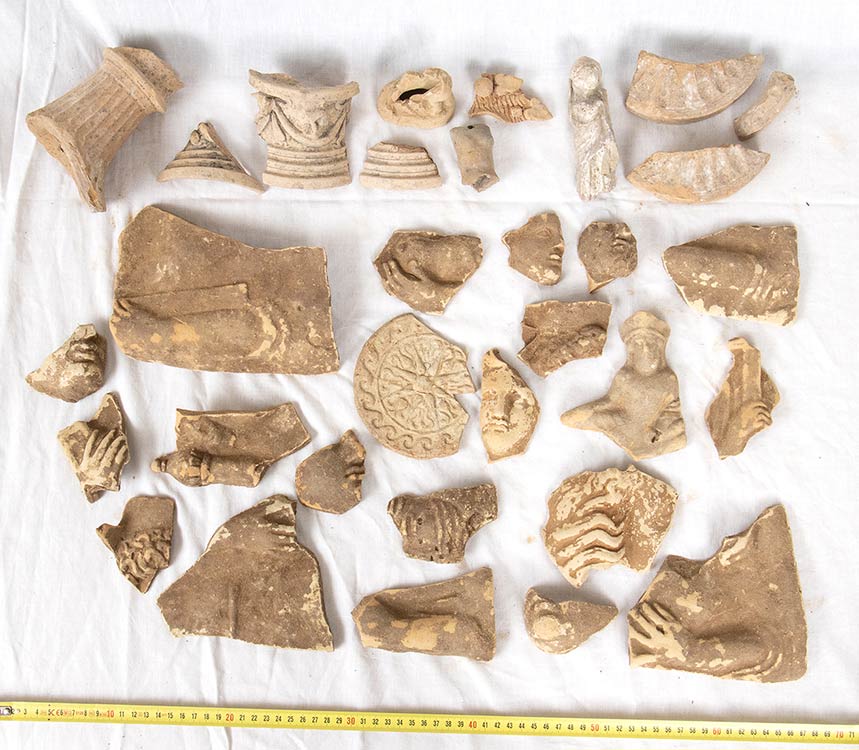 Collection of Greek terracottas ... 
