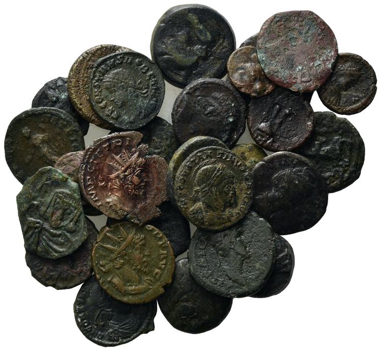 Mixed lot of 31 Greek, Roman and ... 