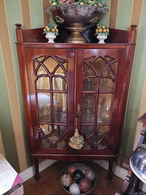 Corner display cabinet  mahogany ... 
