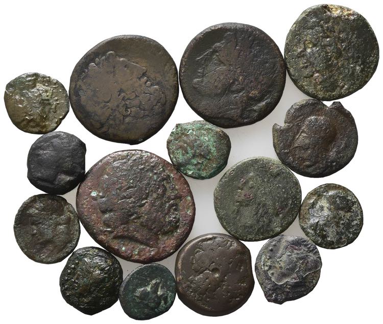 Lot of 15 Greek Æ coins, to be ... 