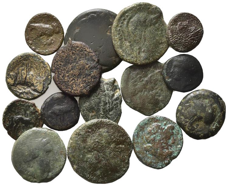 Lot of 15 Greek Æ coins, to be ... 