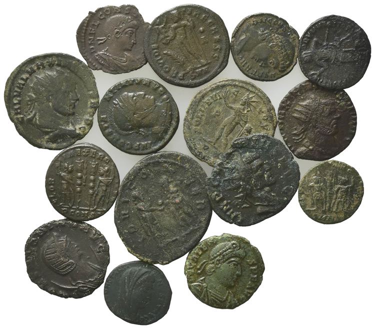 Lot of 15 Late Roman Imperial Æ ... 