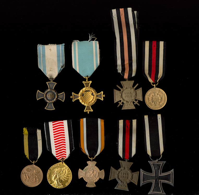GERMANYLot of 9 medals good ... 