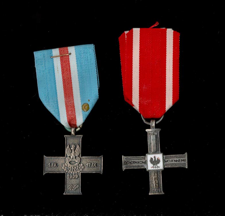 POLONDLot of two cross medalsone ... 