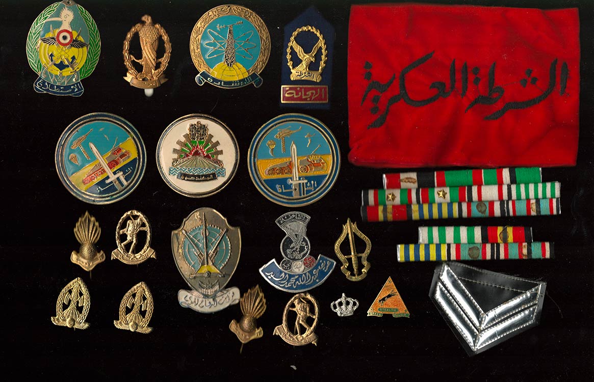 EGYPTLot of badges, campaign ... 