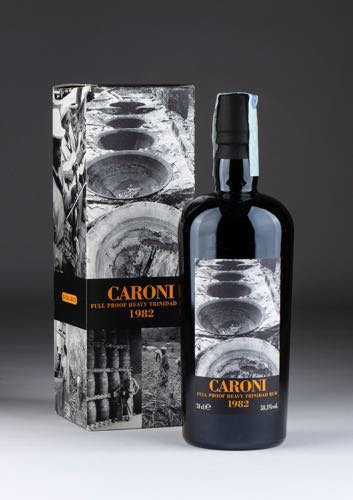 Caroni, 1982 Velier 24yo Rum Full ... 