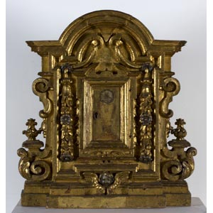 Gold wooden tabernacle ... 