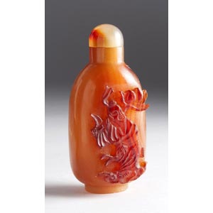 Carved agate snuff bottle;XX ... 