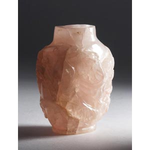 Carved pink quartz snuff bottle;XX ... 