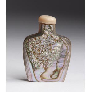 Mother of pearl snuff bottle;XX ... 