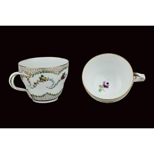 Two coffee or tea cups
MEISSEN, ... 