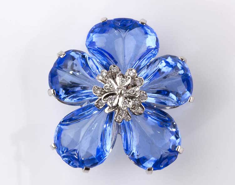 FLORAL DIAMOND WHITE GOLD BROOCH - ... 