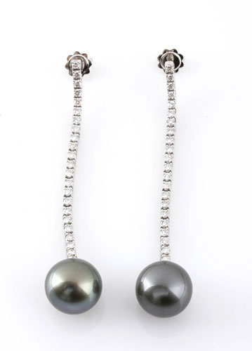 PAIR OF DIAMOND AND PEARL PENDENT ... 