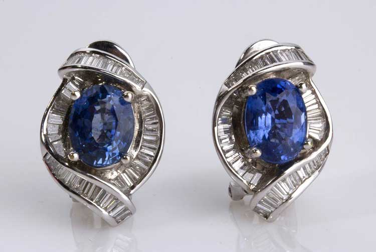 BLUE SAPPHIRE DIAMOND EARRINGS; ... 
