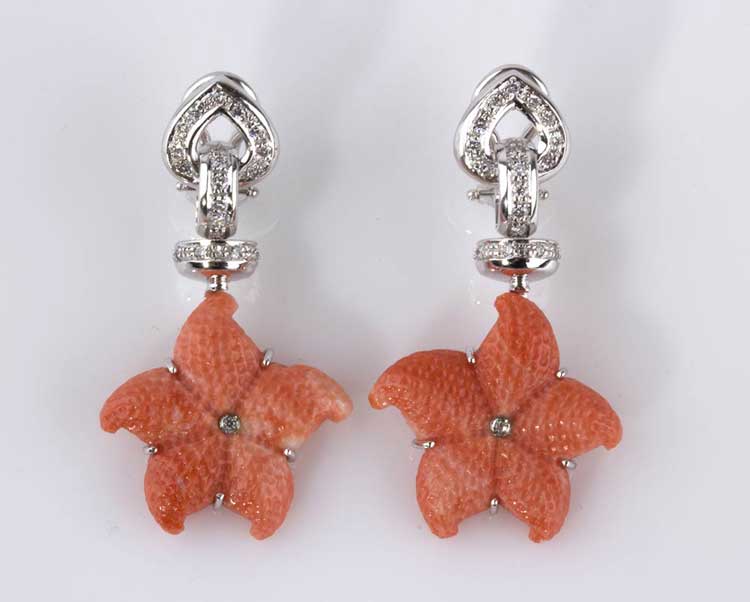 PAIR OF GOLD CORAL DIAMOND ... 