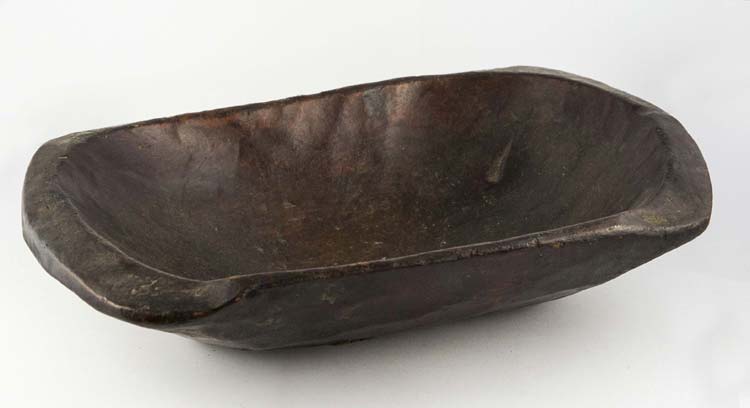 Ancient wooden tray, l. 50 cm, ... 