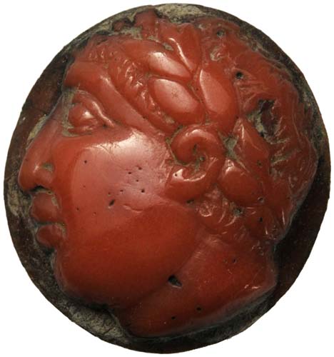 Post-antique cameo in red coral, ... 