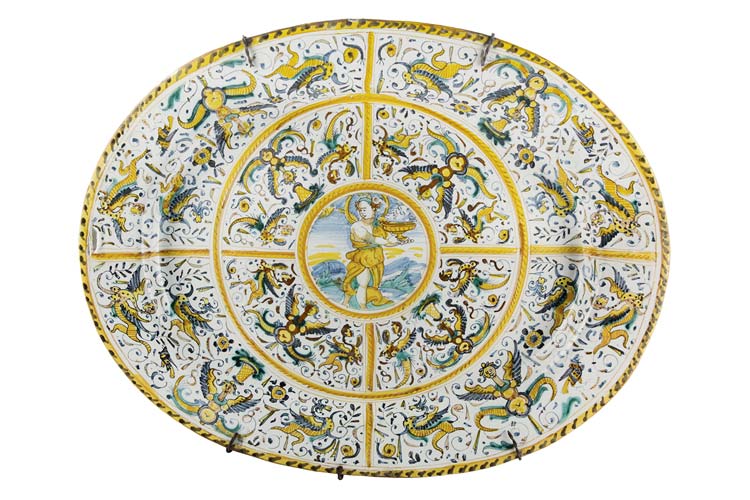 Broad-brimmed oval shaped tray, ... 