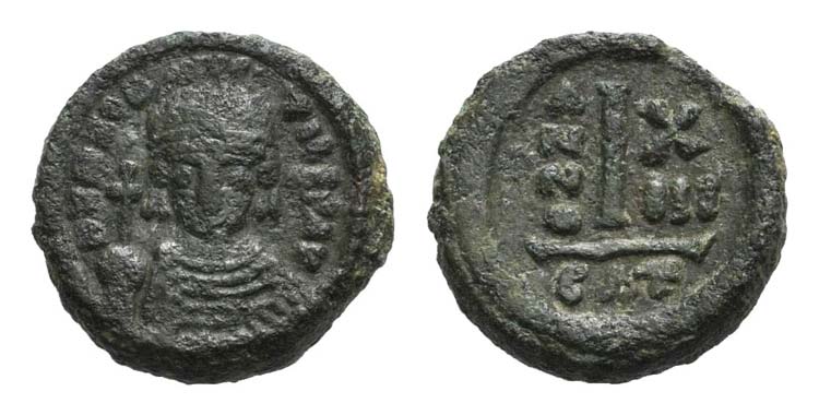 Maurice Tiberius (582-602).  Æ 10 ... 