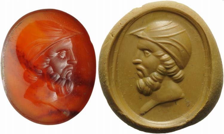 Agate intaglio.Bust of a bearded ... 