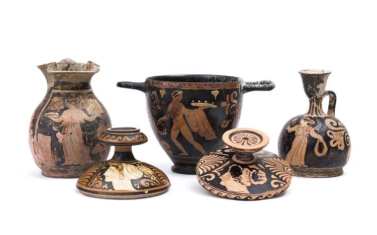 Collection of Apulian red figure ... 