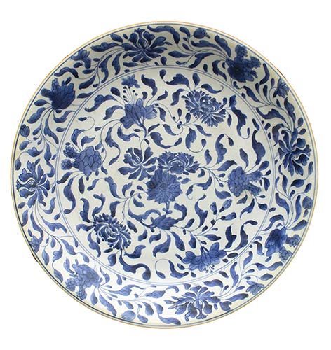 A KANGXI PERIOD LARGE BLUE AND ... 