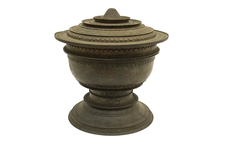 A LARGE INDONESIAN BRONZE STEM CUP ... 