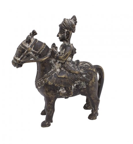 A 19TH CENTURY INDIAN BRONZE ... 