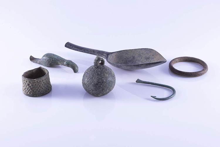 Group of 6 Bronze Objects, 1st ... 