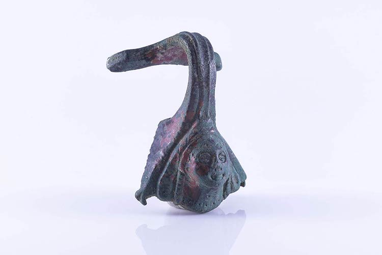 Roman Bronze Handle ending with a ... 