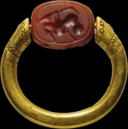 An intaglio on an etruscan ... 