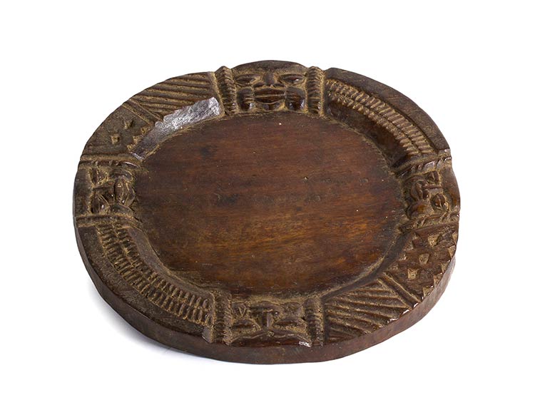 A WOODEN DIVINATION TRAY, ‘OPON ... 