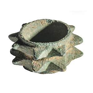 Anello cuspidato in bronzo III-II ... 
