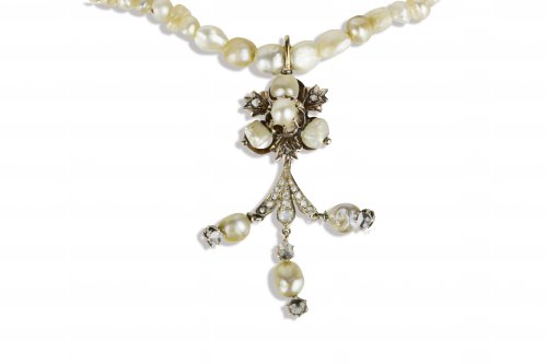 Pearls necklace   Pearl necklace, ... 