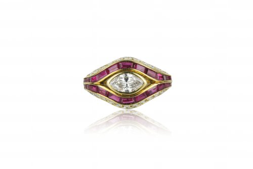 Gold diamond and rubies ring  18K ... 