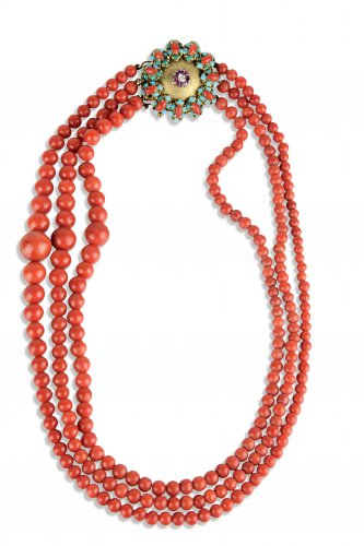 Coral necklace  Red coral ... 