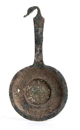 Etruscan bronze strainer with ... 
