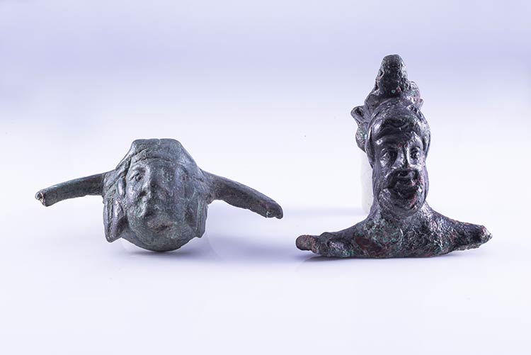 Couple of Roman bronze handle ... 