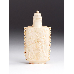 Carved Qilin, Ivory snuff ... 