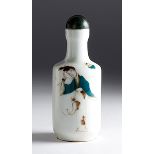 Painted porcelain snuff bottle; XX ... 