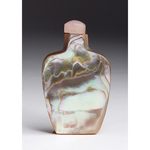 Mother of pearl snuff bottle; XX ... 