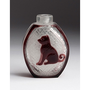 Inscribed cat glass snuff bottle; ... 