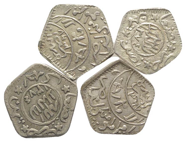 Lot of 4 Islamic AR coins, to be ... 